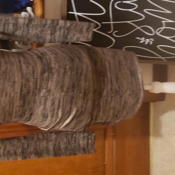 Dress - Picture 4 of 6